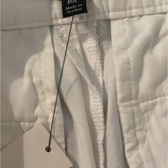NWT Talbots White Sailor Button Detail Shorts SZ 10P - Picture 3 of 4